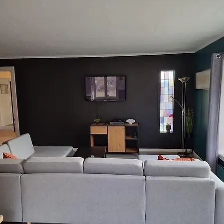 1 Etasje Jutulveien 6 Apartment *